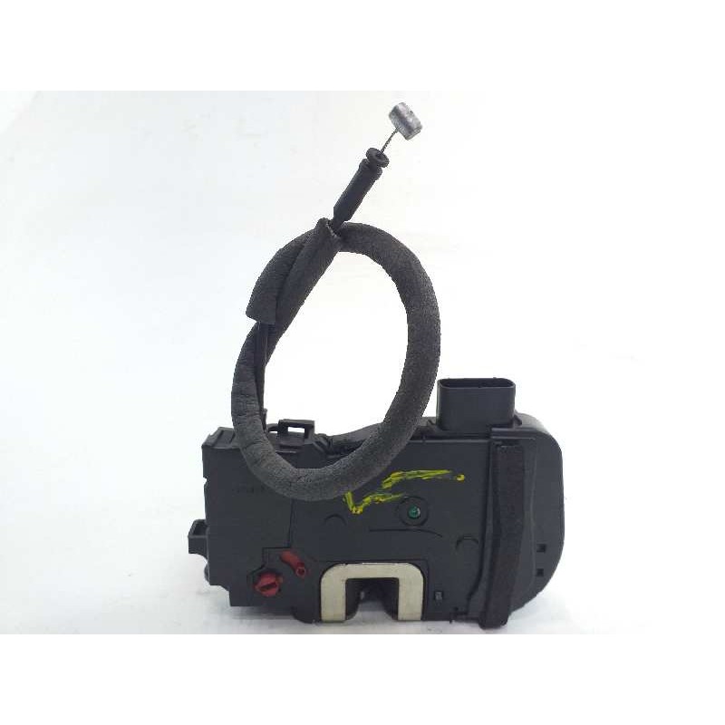 Recambio de cerradura puerta trasera derecha para kia sportage basic 4x2 referencia OEM IAM 814203U000  