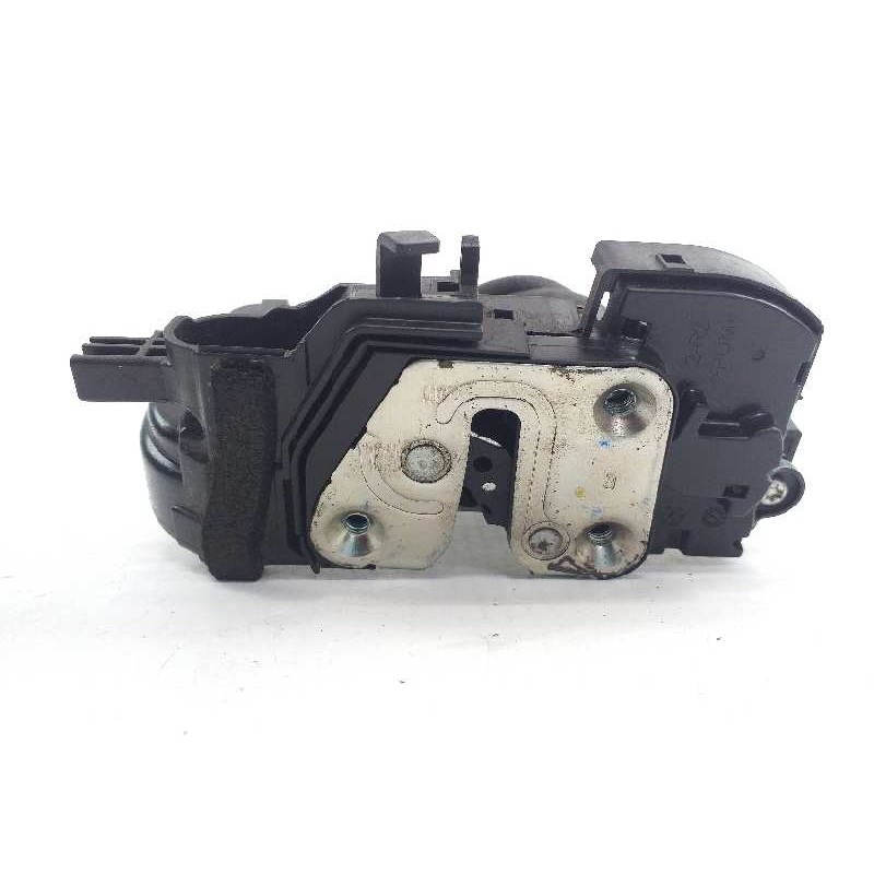 Recambio de cerradura puerta trasera derecha para kia sportage basic 4x2 referencia OEM IAM 814203U000  