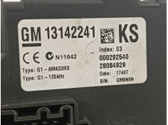 Recambio de caja reles / fusibles para opel corsa d cosmo referencia OEM IAM 13142241 28084929  2