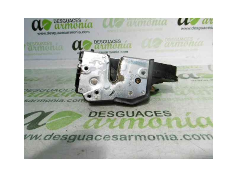 Recambio de cerradura puerta trasera derecha para bmw serie 3 berlina (e46) 330d referencia OEM IAM 51227011246  
