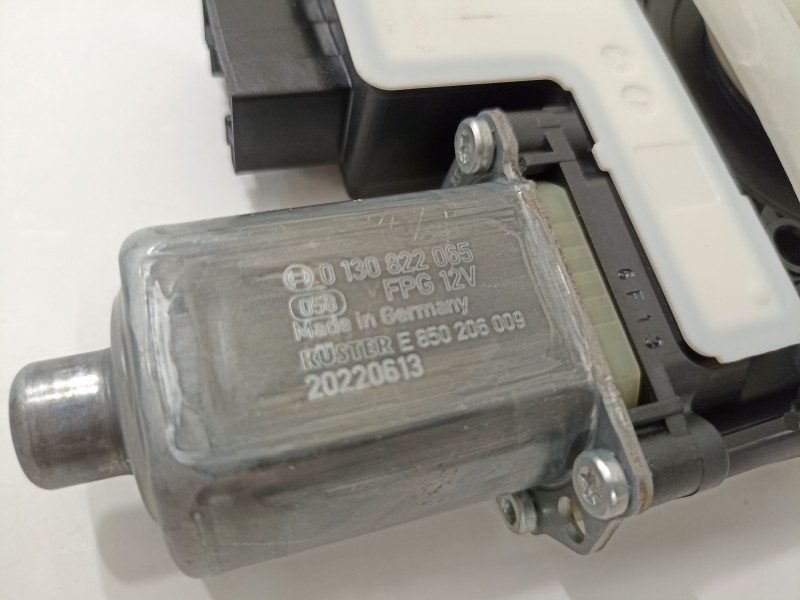 Recambio de elevalunas delantero izquierdo para seat ibiza (kj1) style go referencia OEM IAM 6F0837461C 2Q1959405E 