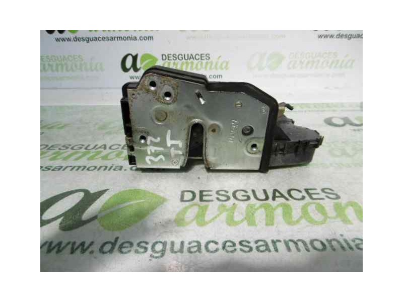 Recambio de cerradura puerta trasera izquierda para bmw serie 3 berlina (e46) 330d referencia OEM IAM 51227011245  