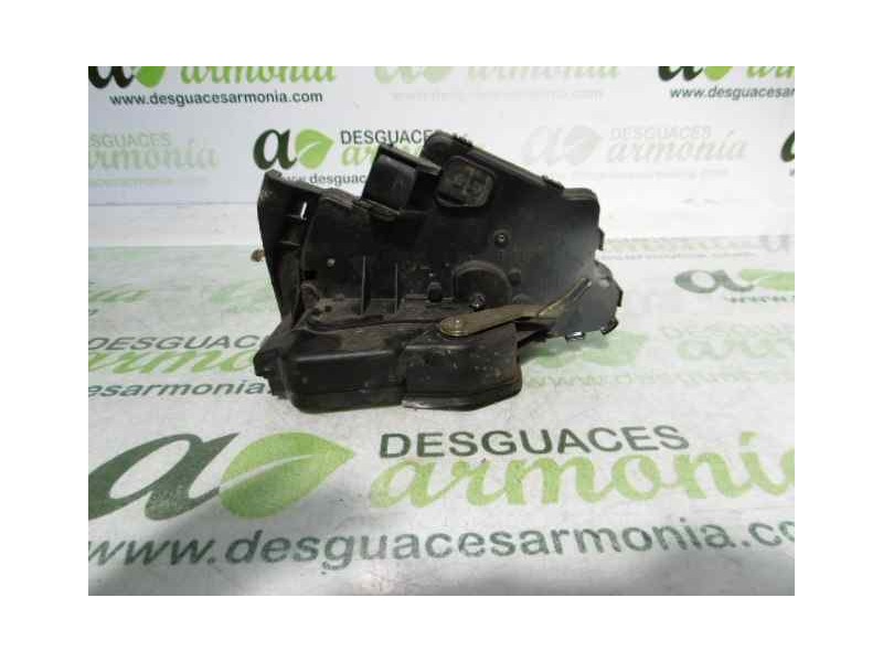 Recambio de cerradura puerta trasera izquierda para bmw serie 3 berlina (e46) 330d referencia OEM IAM 51227011245  