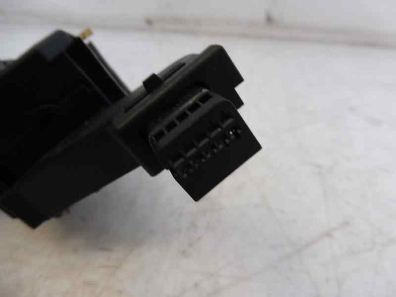 Recambio de mando intermitentes para audi a3 (8p) 1.9 tdi ambition referencia OEM IAM 8P0953513A  