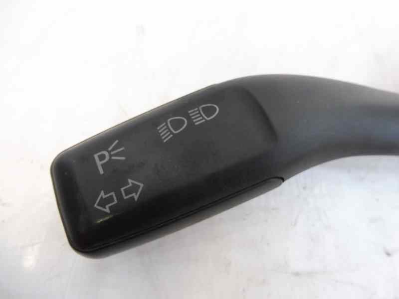 Recambio de mando intermitentes para audi a3 (8p) 1.9 tdi ambition referencia OEM IAM 8P0953513A  