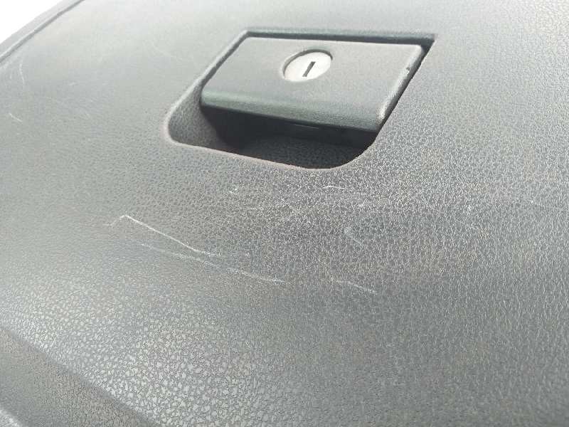 Recambio de guantera para nissan 370 z (z34) nismo referencia OEM IAM 681081EA0A P10810B19000 