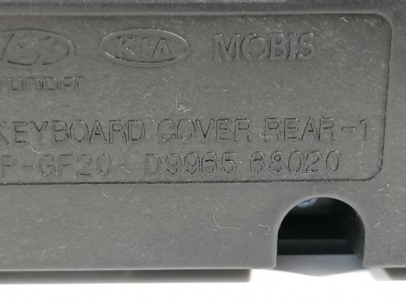 Recambio de warning para kia sportage drive 2wd referencia OEM IAM D996568020  