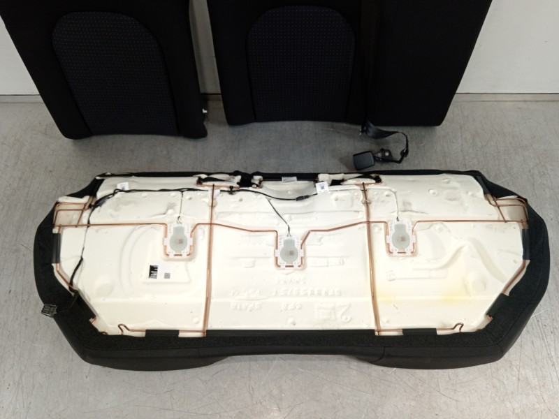 Recambio de juego asientos completo para seat ibiza (kj1) style go referencia OEM IAM 2Q4881105  