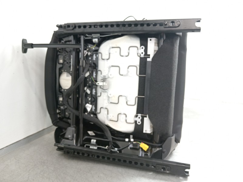 Recambio de juego asientos completo para seat ibiza (kj1) style go referencia OEM IAM 2Q4881105  