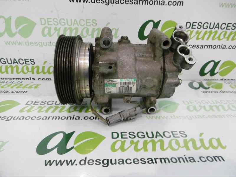 Recambio de compresor aire acondicionado para renault clio iii style referencia OEM IAM 8200819568  
