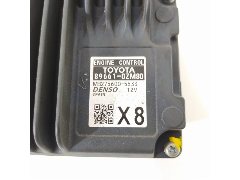 Recambio de centralita motor uce para toyota auris active referencia OEM IAM 896610ZN00 MB2756005533 