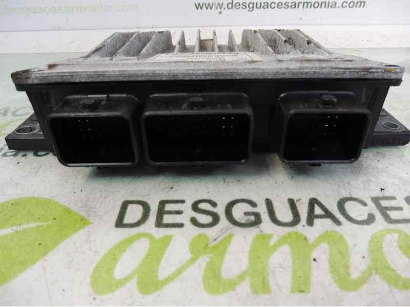 Recambio de centralita motor uce para renault clio iii expression referencia OEM IAM 8200911560 8200909666 