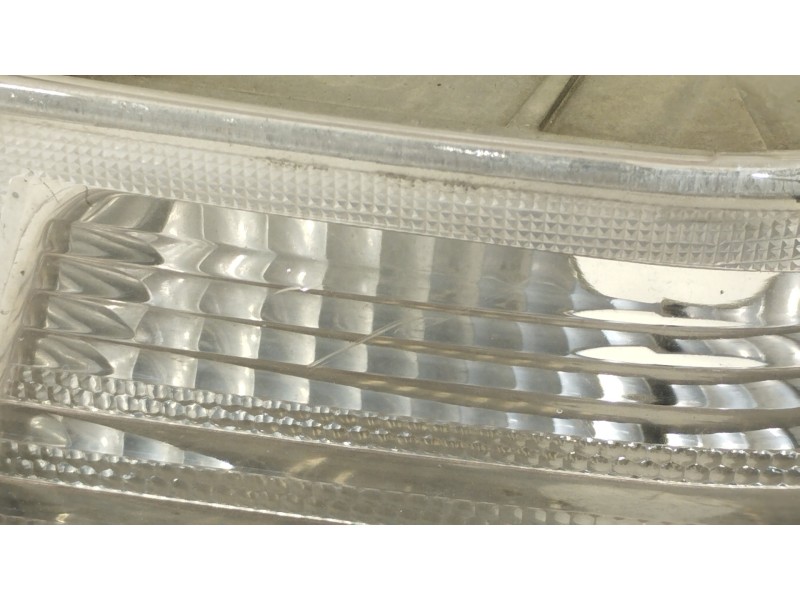 Recambio de piloto trasero derecho para bmw serie 3 berlina (e46) 330d referencia OEM IAM 8383822  