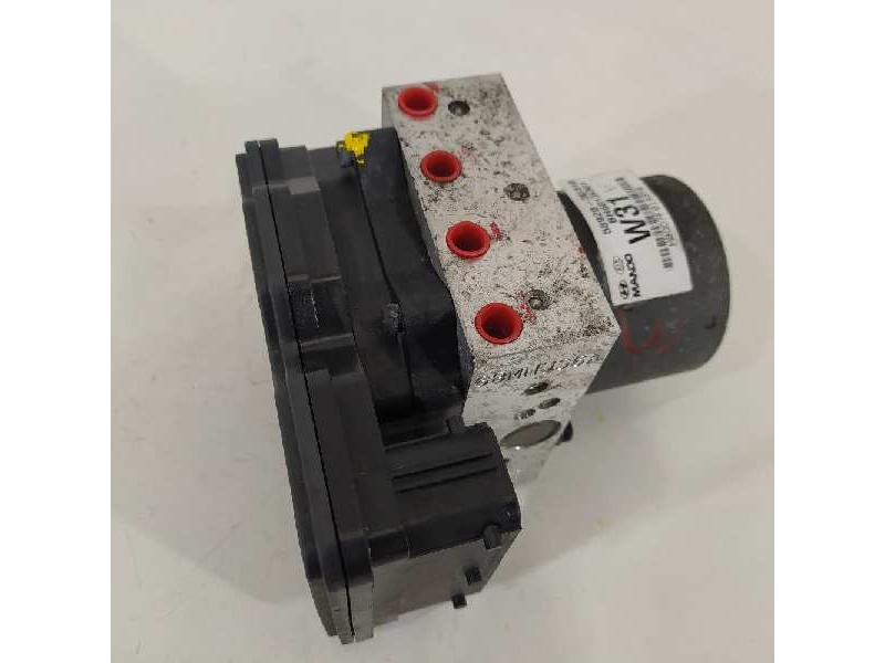 Recambio de abs para kia sportage concept 4x2 referencia OEM IAM 589203U310  