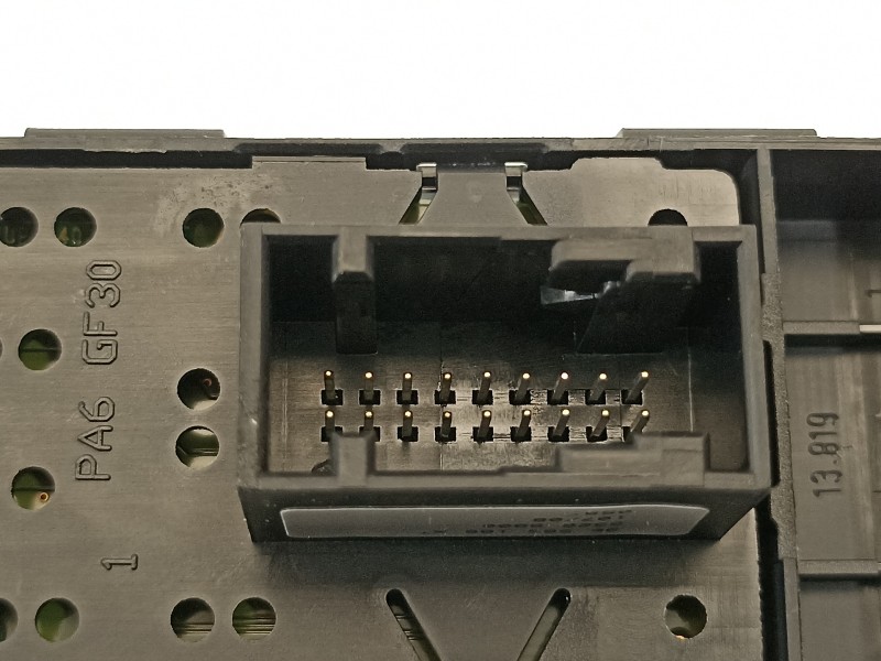 Recambio de mando elevalunas delantero izquierdo para peugeot 308 confort referencia OEM IAM 96565186XT  