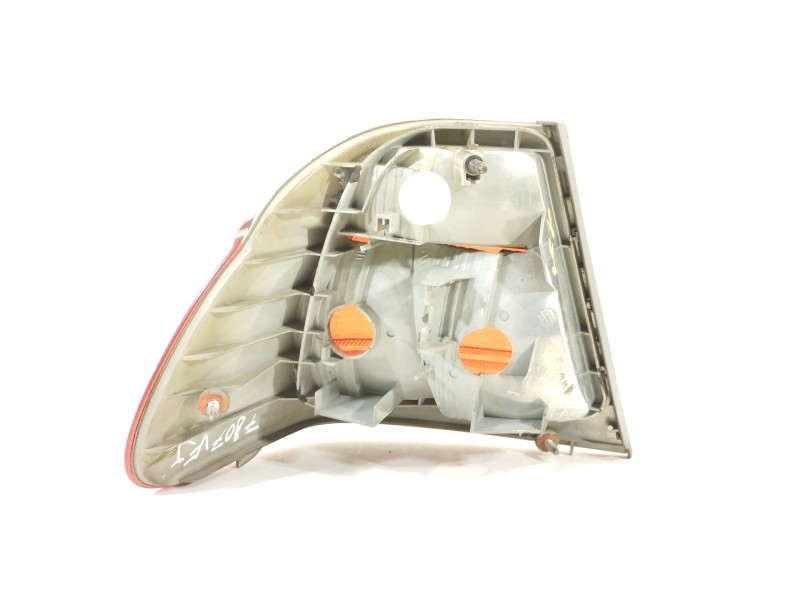 Recambio de piloto trasero derecho para bmw serie 3 berlina (e46) 330d referencia OEM IAM 8383822  