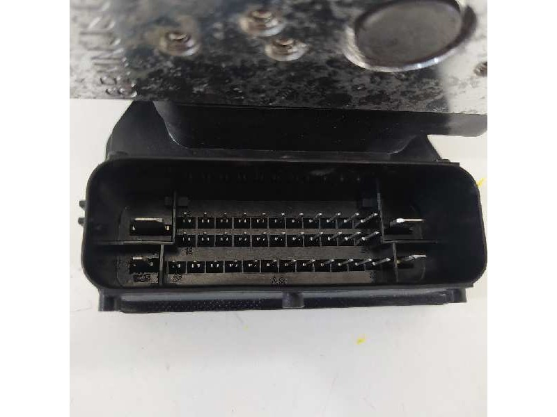 Recambio de abs para kia sportage concept 4x2 referencia OEM IAM 589203U310  