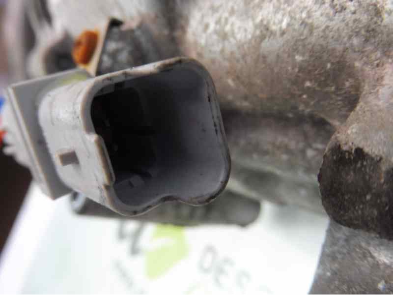 Recambio de compresor aire acondicionado para renault clio iii expression referencia OEM IAM 8200953359A  