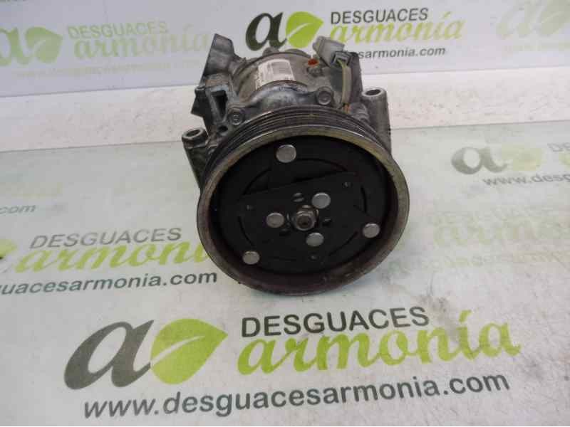 Recambio de compresor aire acondicionado para renault clio iii expression referencia OEM IAM 8200953359A  