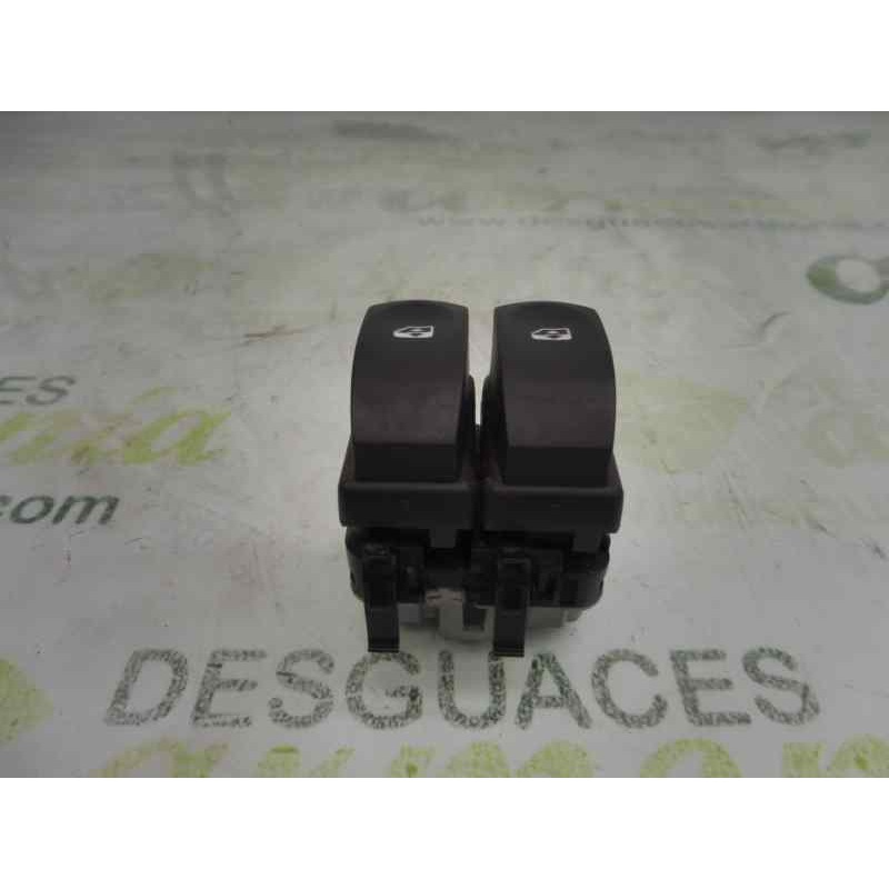 Recambio de mando elevalunas delantero izquierdo para renault clio iii expression referencia OEM IAM 8200214945  