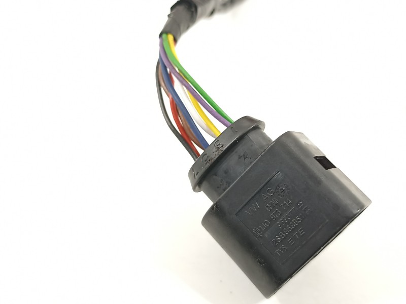 Recambio de retrovisor derecho para seat ibiza (kj1) style go referencia OEM IAM 6F1857508AC 5F0857538B 5F0857522A