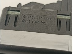 Recambio de mando elevalunas trasero izquierdo para mercedes-benz clase c (w204) berlina c 320 cdi (204.022) referencia OEM IAM  2