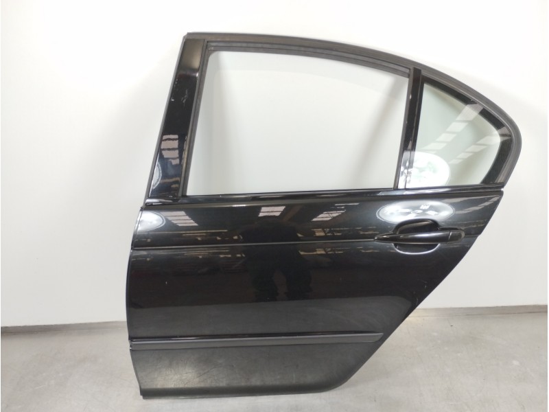 Recambio de puerta trasera izquierda para bmw serie 3 berlina (e46) 330d referencia OEM IAM 41527034153  