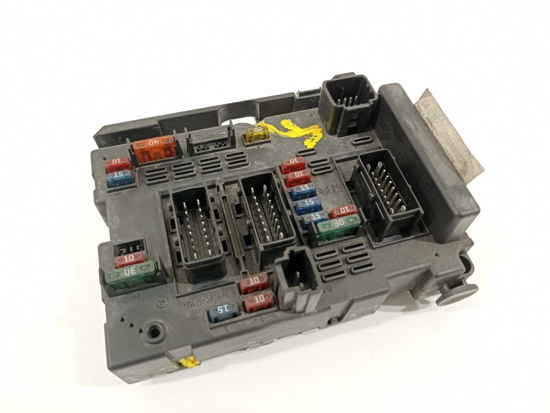 Recambio de caja reles / fusibles para peugeot 307 (s1) xr referencia OEM IAM 9650664080  