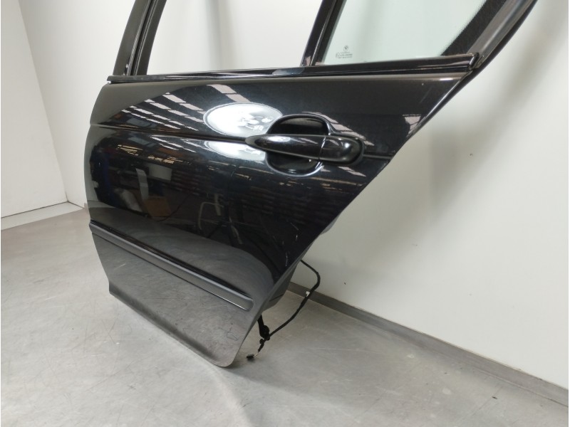 Recambio de puerta trasera izquierda para bmw serie 3 berlina (e46) 330d referencia OEM IAM 41527034153  