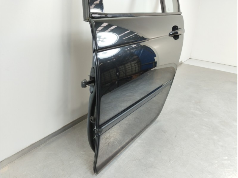 Recambio de puerta trasera izquierda para bmw serie 3 berlina (e46) 330d referencia OEM IAM 41527034153  