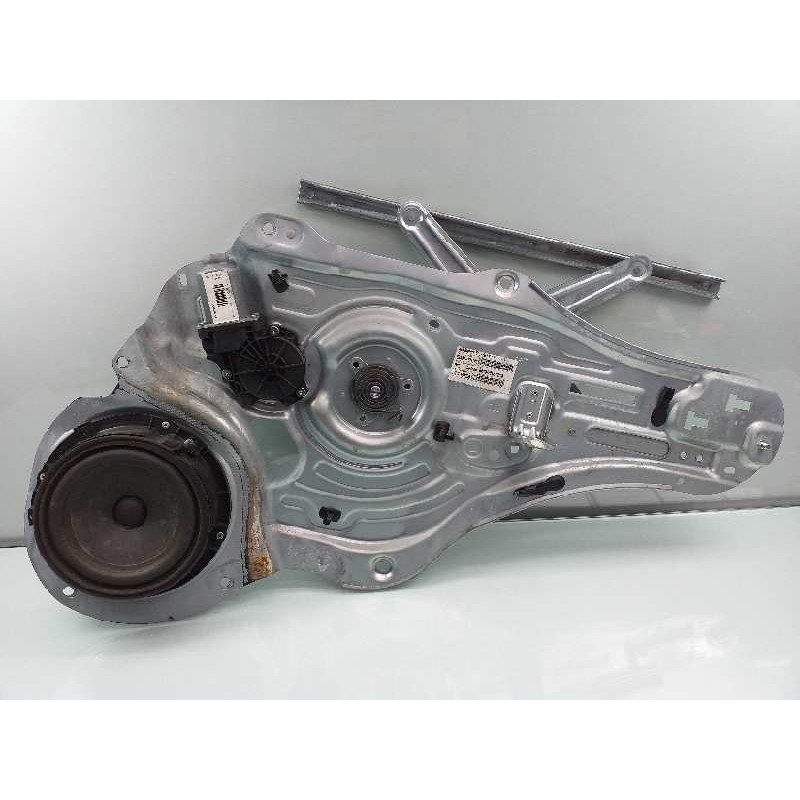 Recambio de elevalunas delantero derecho para kia sportage concept 4x2 referencia OEM IAM 824803U120  