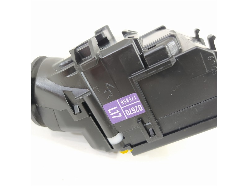 Recambio de mando limpia para toyota auris active referencia OEM IAM 0267017F858  