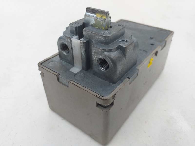 Recambio de antirrobo para nissan 370 z (z34) nismo referencia OEM IAM 5J200132  