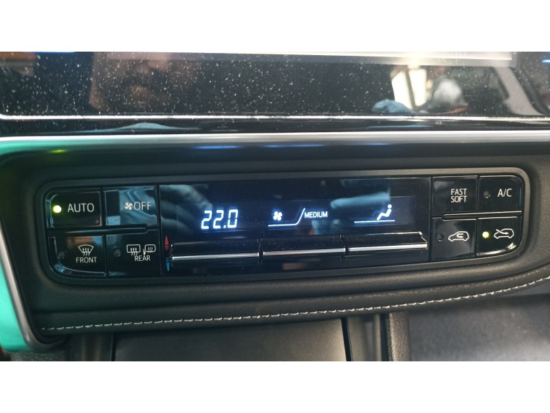 Recambio de mando climatizador para toyota auris active referencia OEM IAM 5590002C60 3860R65A 