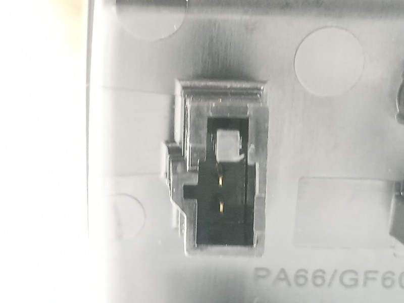 Recambio de maneta exterior porton para seat ibiza (kj1) style go referencia OEM IAM 6F0827565  