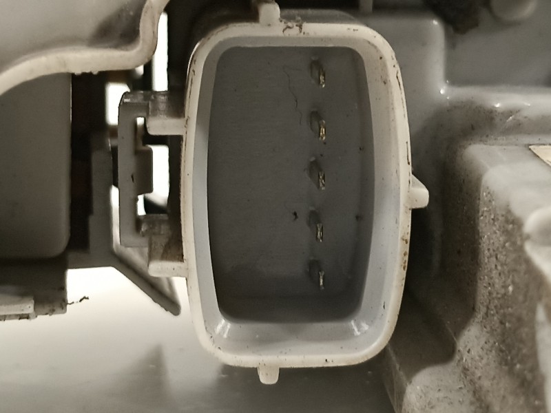 Recambio de cerradura puerta delantera izquierda para lancia ypsilon (402) gold referencia OEM IAM 51926049  