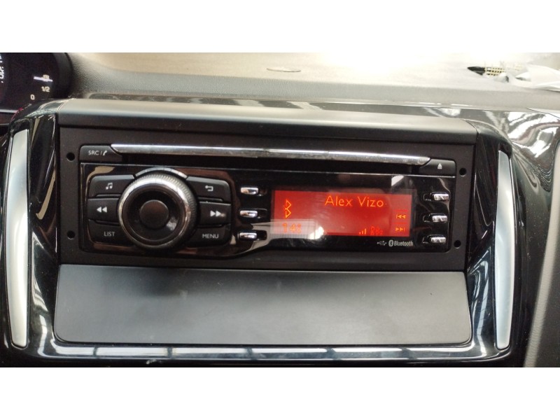 Recambio de sistema audio / radio cd para peugeot 208 style referencia OEM IAM 98051026ZD  