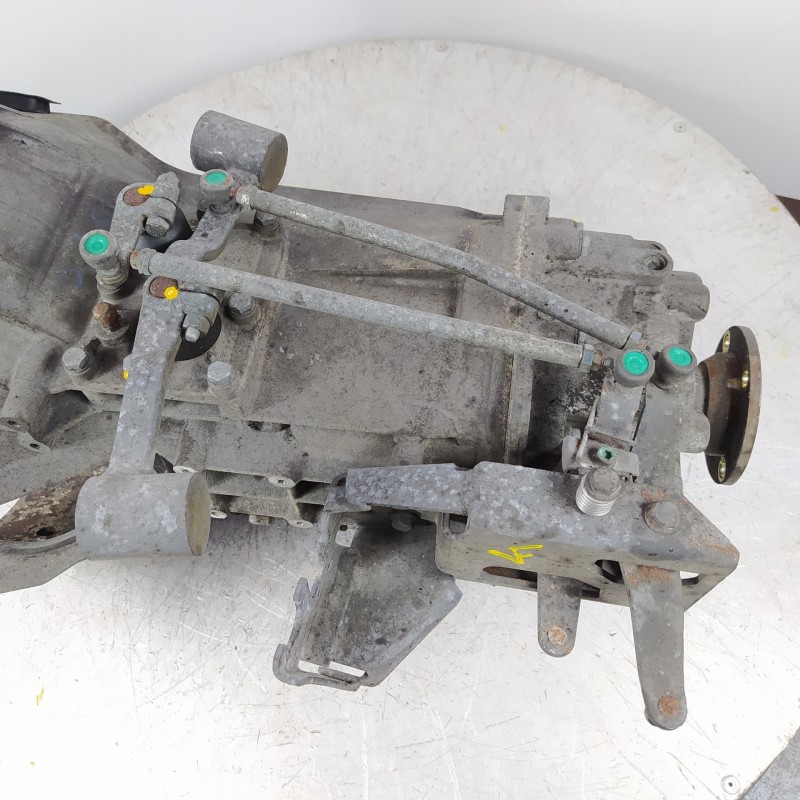 Recambio de caja cambios para iveco daily caja cerrada (2006 =>) 2.3 diesel referencia OEM IAM 5330016N06 8872447 5267430