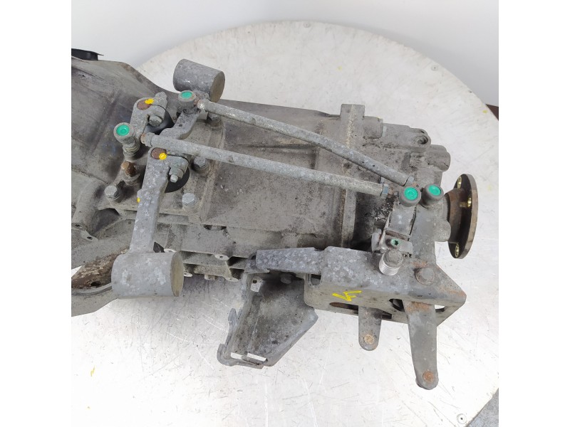 Recambio de caja cambios para iveco daily caja cerrada (2006 =>) 2.3 diesel referencia OEM IAM 5330016N06 8872447 5267430