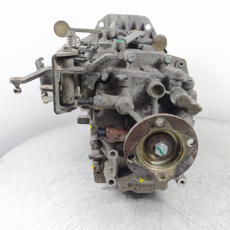 Recambio de caja cambios para iveco daily caja cerrada (2006 =>) 2.3 diesel referencia OEM IAM 5330016N06 8872447 5267430