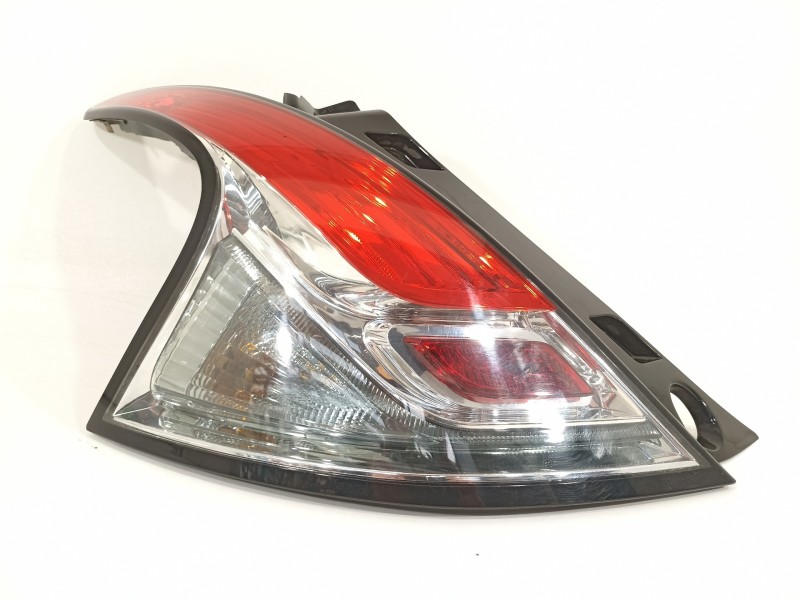 Recambio de piloto trasero izquierdo para lancia ypsilon (402) gold referencia OEM IAM 51833631  