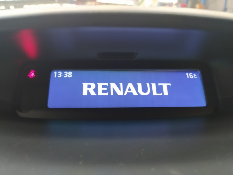 Recambio de pantalla multifuncion para renault megane iii berlina 5 p dynamique referencia OEM IAM 280346458R  