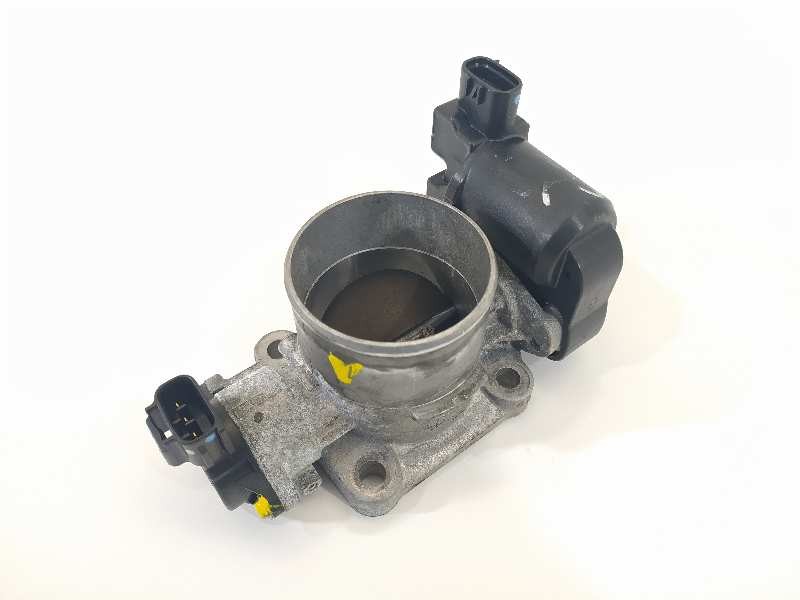 Recambio de caja mariposa para toyota hilux (kun) cabina doble gx 4x4 referencia OEM IAM 1923002010 10R06 