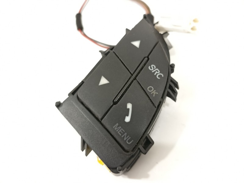 Recambio de mando volante para lancia ypsilon (402) gold referencia OEM IAM 34168017A  