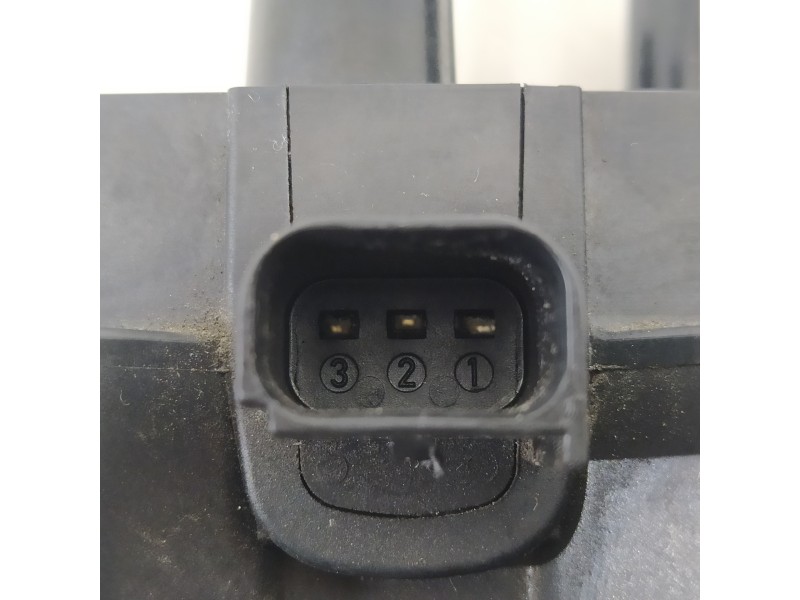 Recambio de bobina encendido para ford fiesta (cb1) titanium referencia OEM IAM 0221503485  