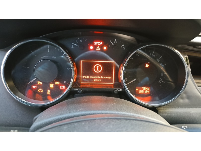 Recambio de cuadro instrumentos para peugeot 3008 active referencia OEM IAM 9676614680 9674982480 