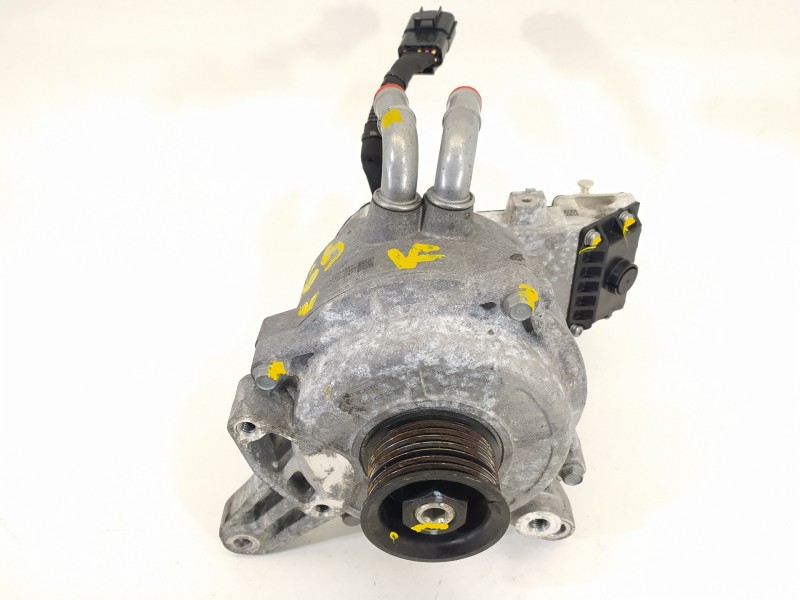Recambio de alternador para kia niro emotion plug-in hybrid referencia OEM IAM 3739003900  