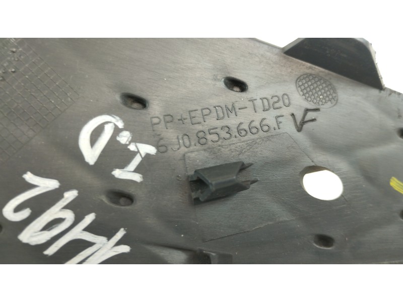 Recambio de rejilla paragolpes derecha para seat ibiza sc (6j1) fr referencia OEM IAM 6J085366 6J085366F 