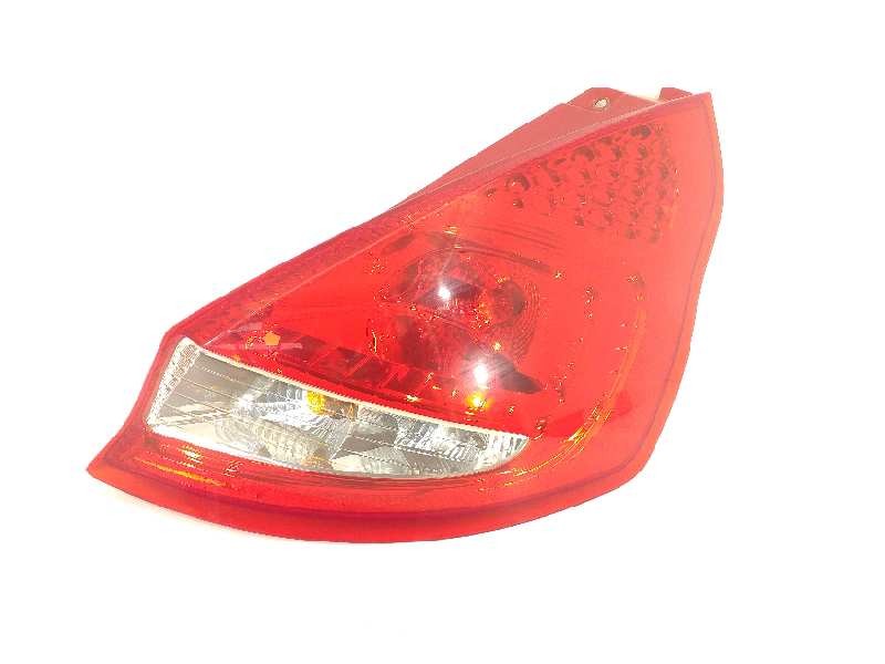 Recambio de piloto trasero derecho para ford fiesta (cb1) titanium referencia OEM IAM 8A6113404A  