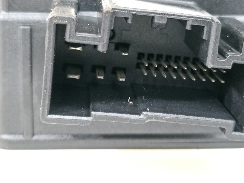 Recambio de elevalunas delantero derecho para seat ibiza (kj1) style go referencia OEM IAM 6F0837462C 2Q1959406E 